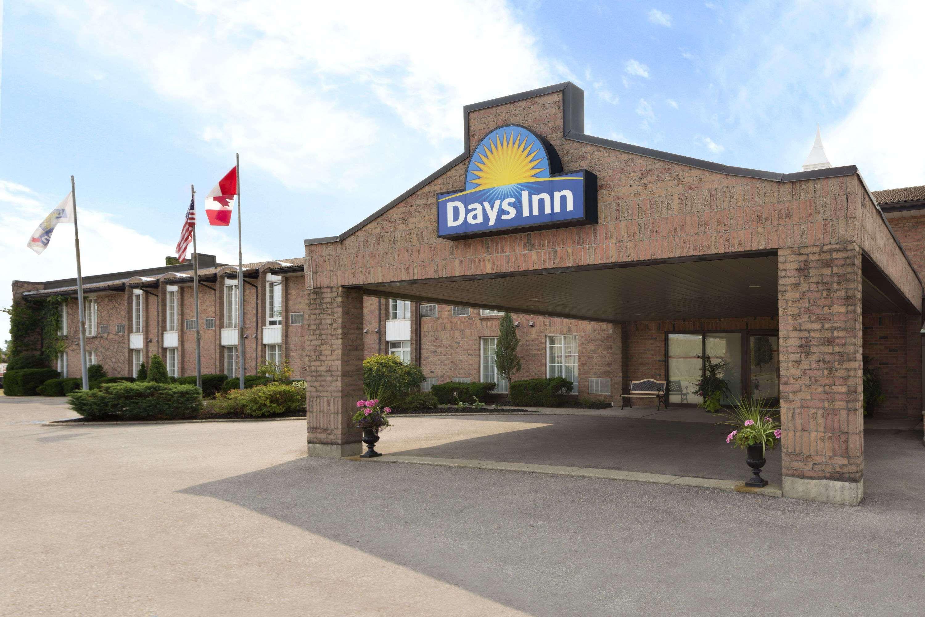 Days Inn By Wyndham Brantford Eksteriør billede