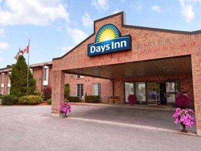 Days Inn By Wyndham Brantford Eksteriør billede